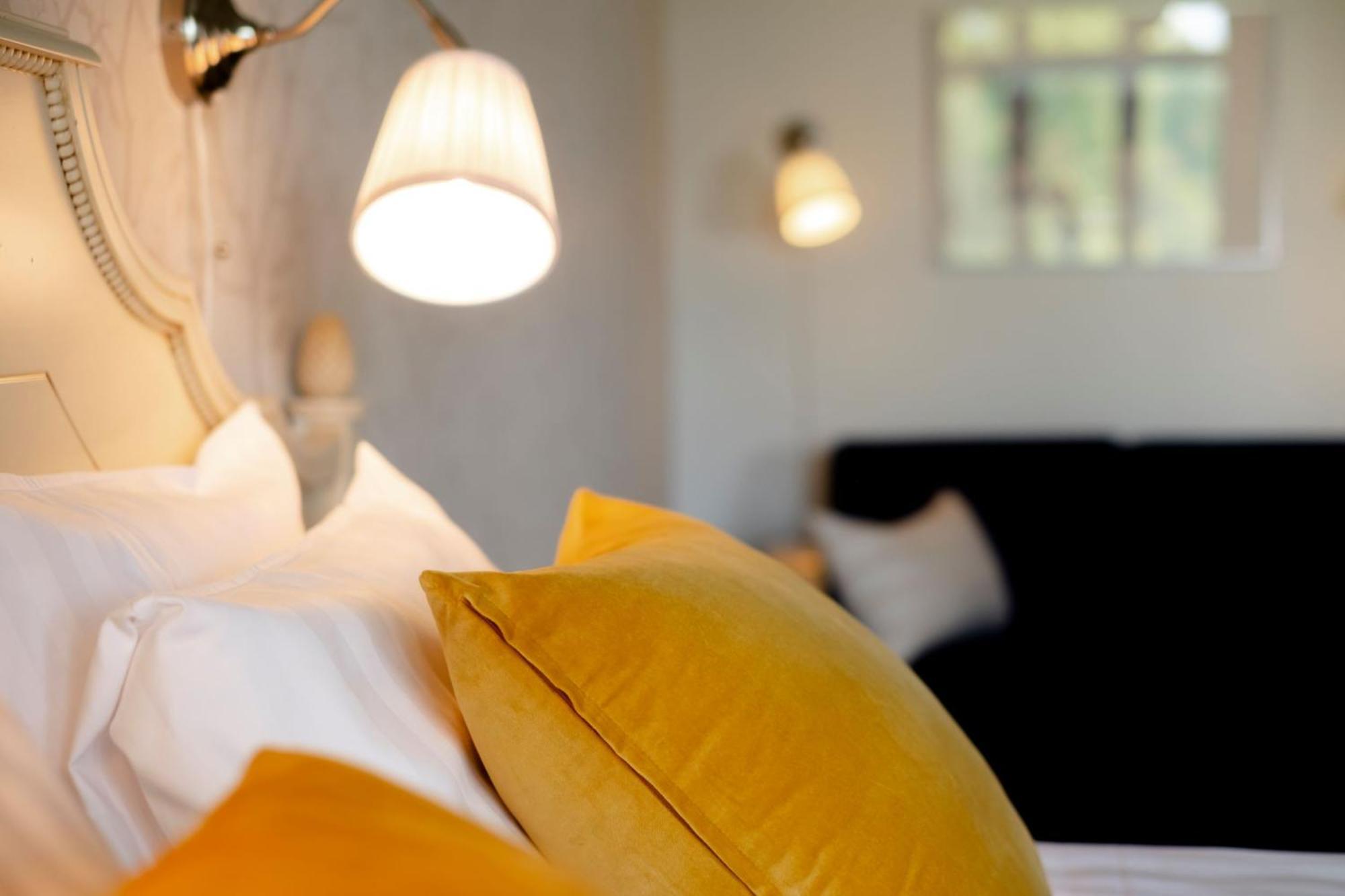 Ik Hotel & Camping Keuru Rum bild